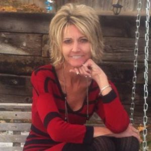 Meet your Posher, Anndra